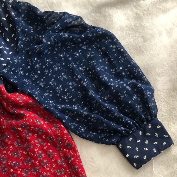 VINTAGE/ bandana + floral balloon sleeve patchwork blouse - Picture 2 of 6